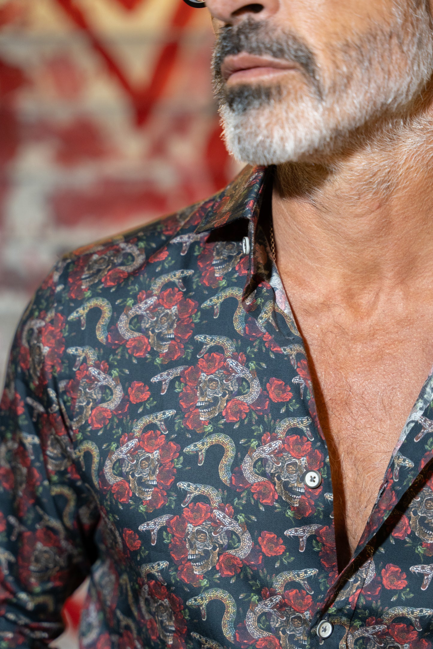 Camisa Montesco serpientes y calaveras - INDOMITO108