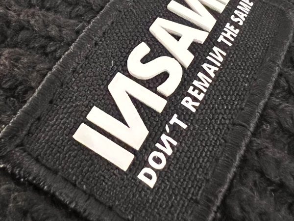 Gorro de invierno LABEL PATCH INSANE - INDOMITO108