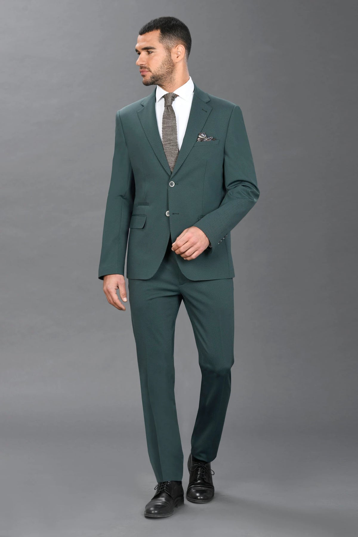 Traje jerez verde