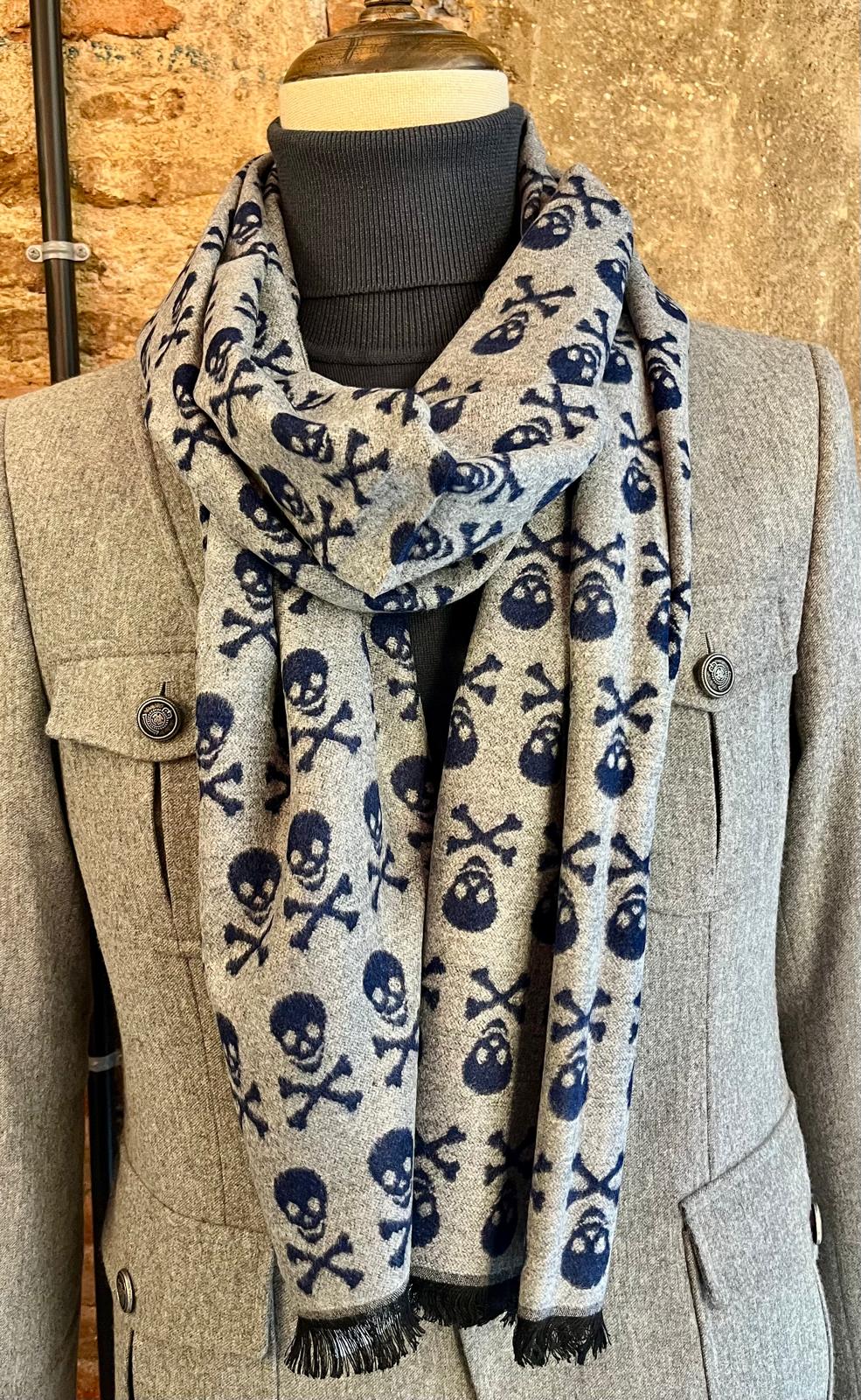 fualr calaveras,fulares originales,fular de viscosa,los mejores fulares en madrid para hombre
