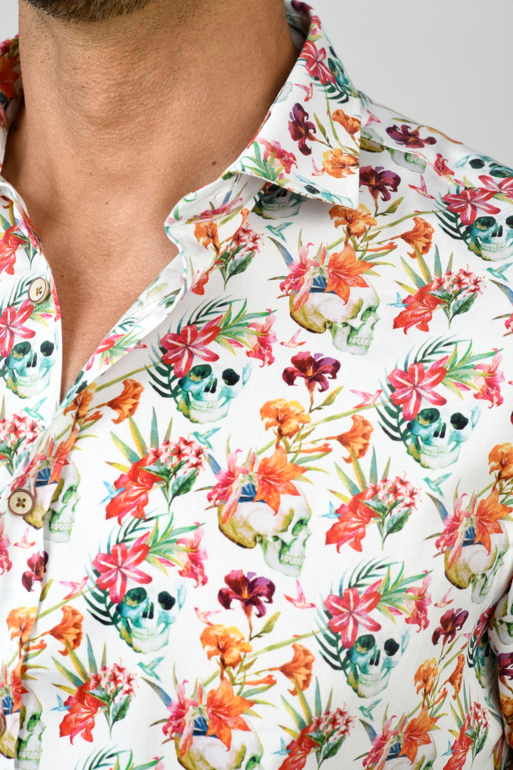 Camisa Montesco calaveras blancas - INDOMITO108