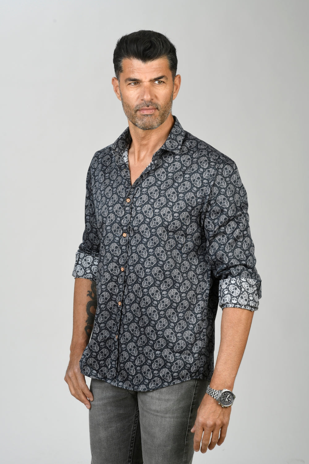 Camisa Montesco calaveras negro - INDOMITO108