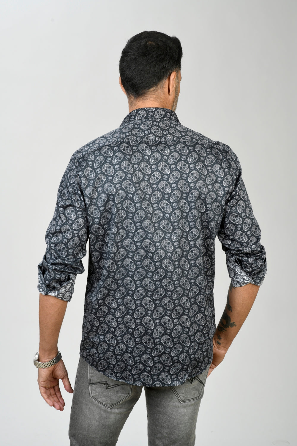 Camisa Montesco calaveras negro - INDOMITO108