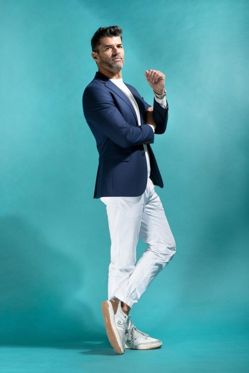 Americana beige Corcos Javier Lobato