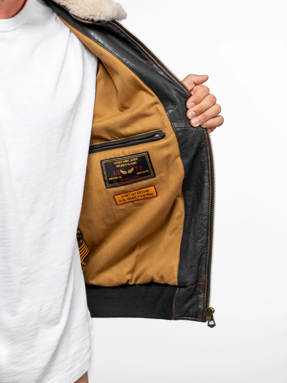 Chaqueta de cuero estilo aviador