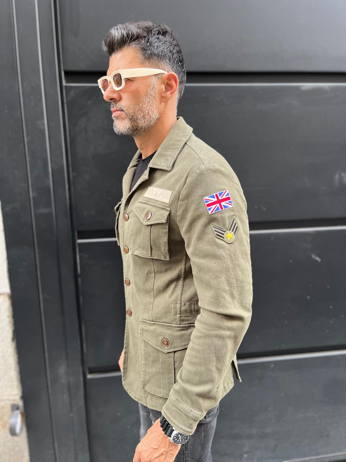Chaqueta estilo militar berne