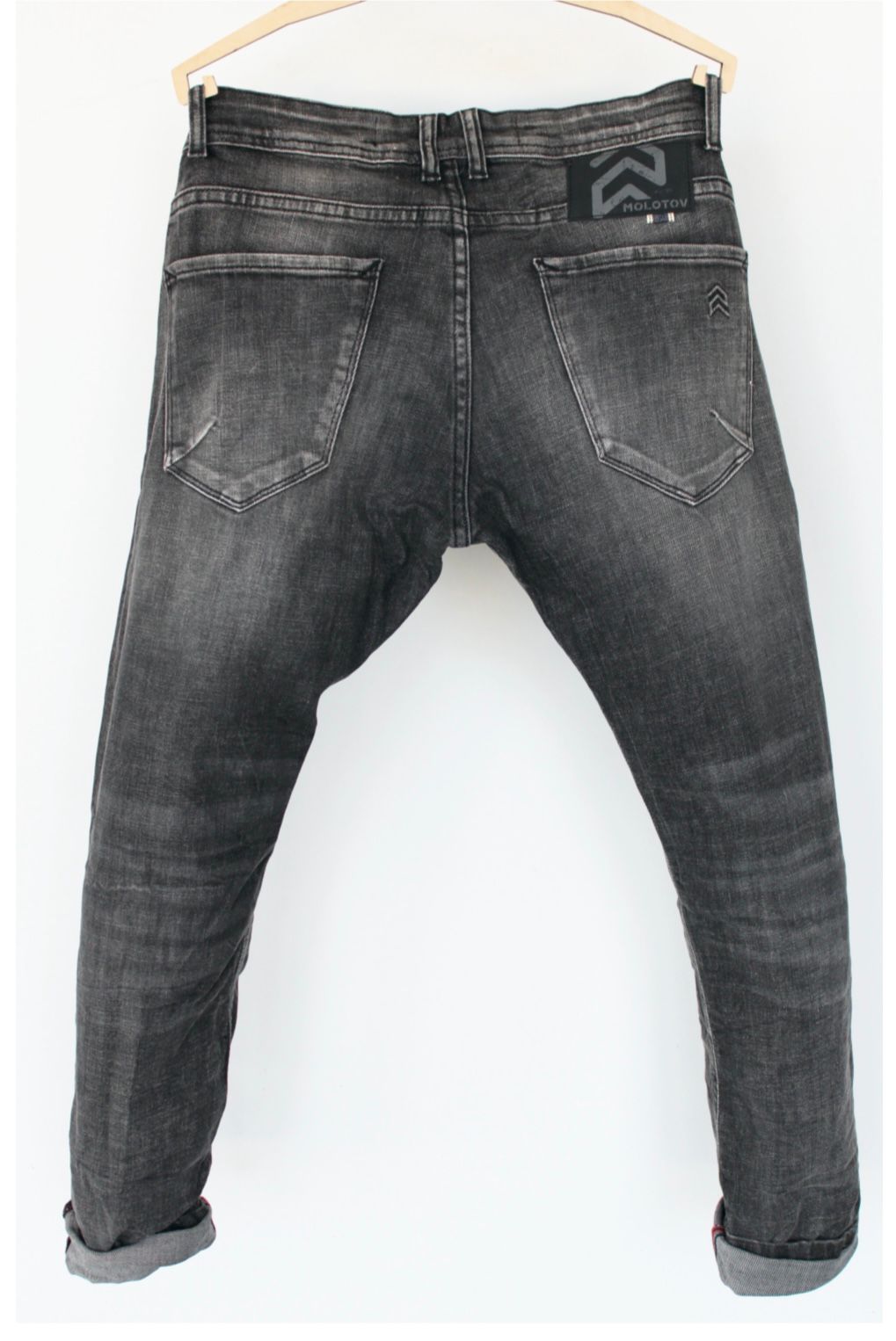 Pantalón tejano MOLOTOV nice black. Made in Spain