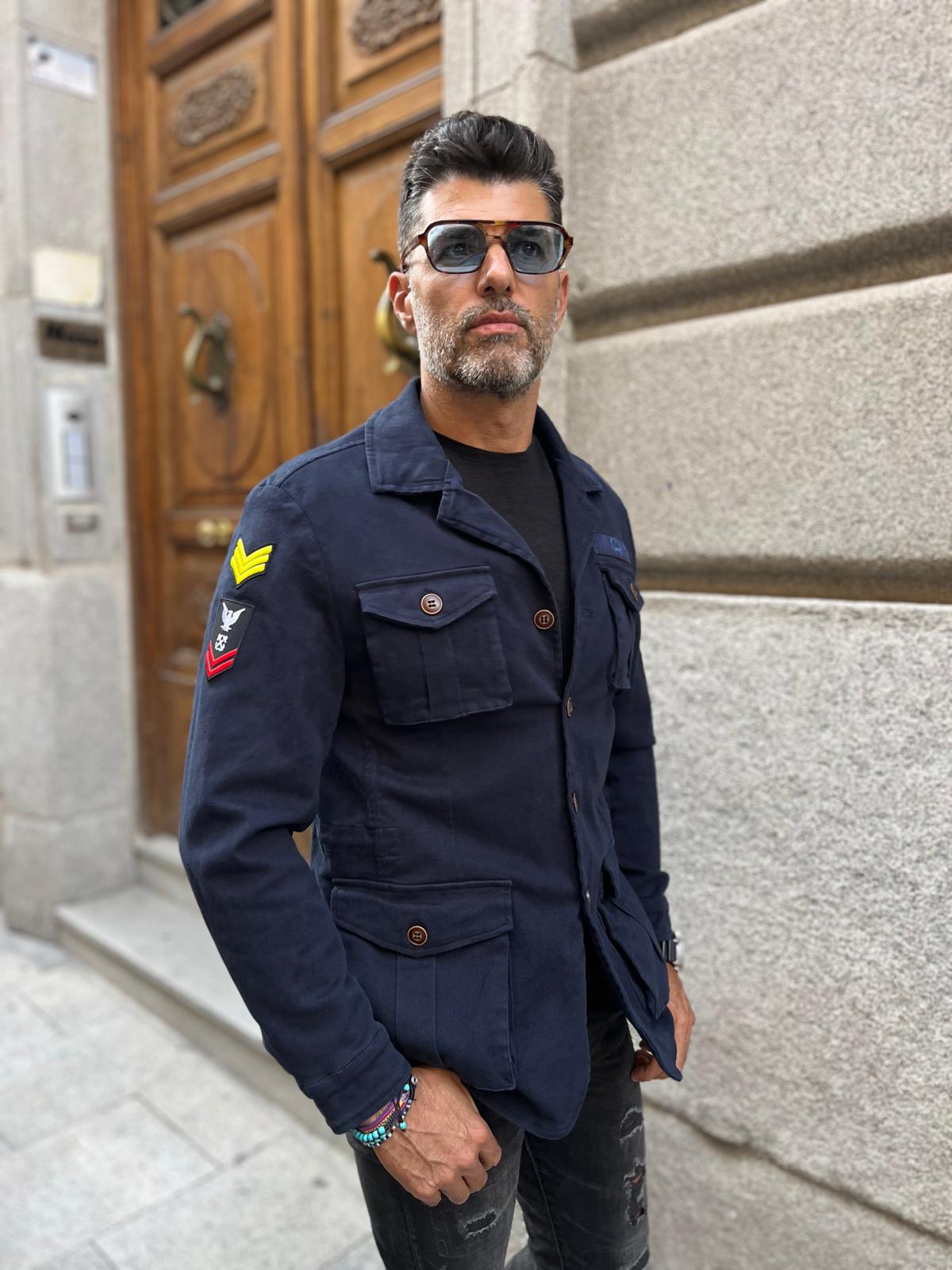 Chaqueta estilo militar berne
