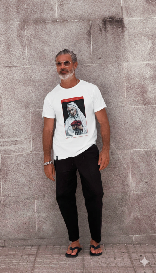 Camiseta frau magdalena nun