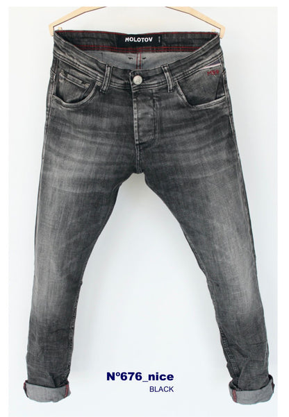 Pantalón tejano MOLOTOV nice black. Made in Spain