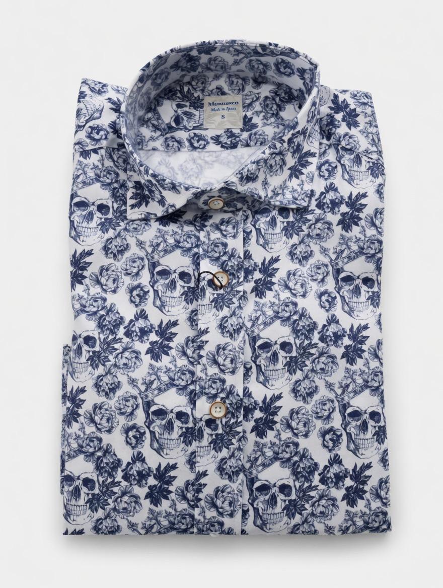 Camisa estampada Monttesco calaveras azul