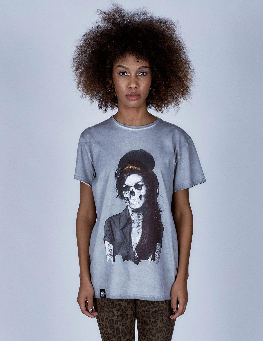  Amy Winehouse T- shirt